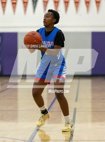 Thumbnail 3 in Tamalpais @ Petaluma photogallery.