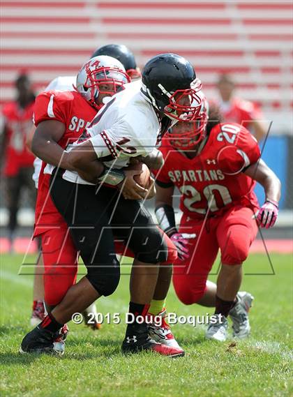 Thumbnail 2 in Lima Senior vs Marion Harding photogallery.