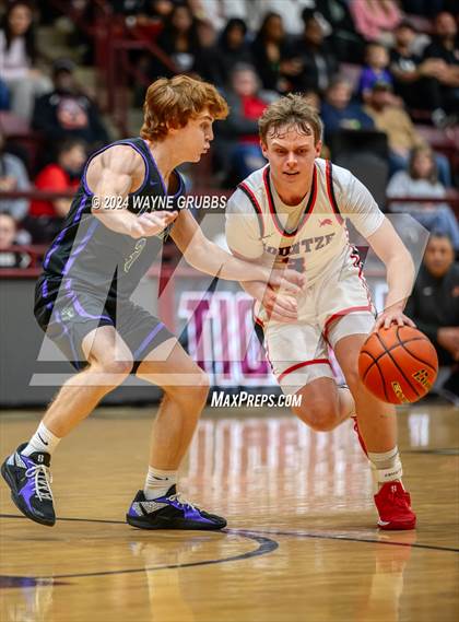Thumbnail 1 in Kountze vs. Lipan (Tenaha ISD Holiday Hoops) photogallery.