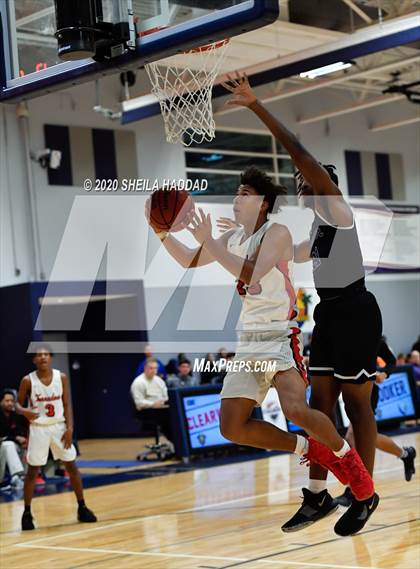 Thumbnail 3 in Clearwater vs Booker (Prep Hoops Sunbash) photogallery.