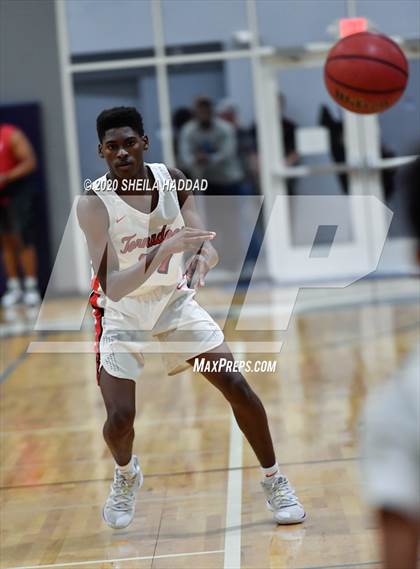 Thumbnail 1 in Clearwater vs Booker (Prep Hoops Sunbash) photogallery.