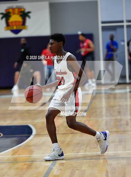 Thumbnail 3 in Clearwater vs Booker (Prep Hoops Sunbash) photogallery.