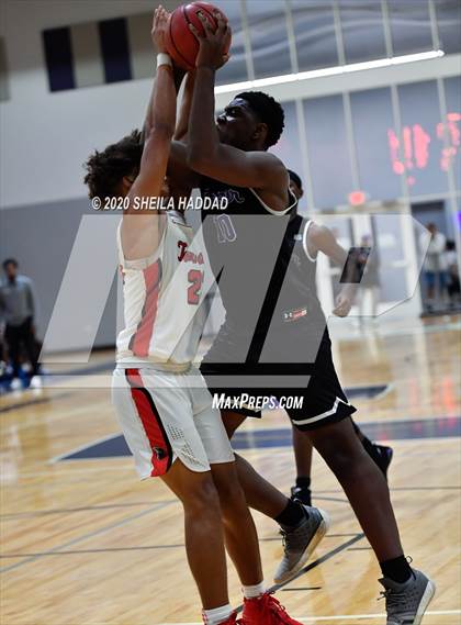 Thumbnail 2 in Clearwater vs Booker (Prep Hoops Sunbash) photogallery.