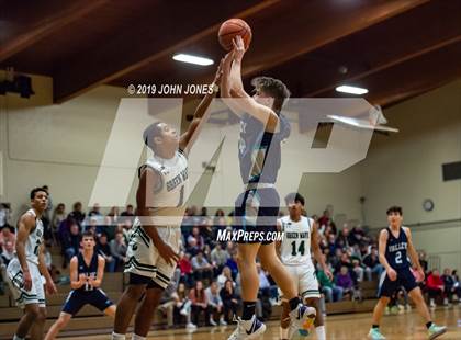 Thumbnail 3 in Wayne Valley vs Delbarton (JP Flynn Memorial Tournament) photogallery.
