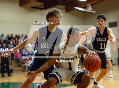 Thumbnail 3 in Wayne Valley vs Delbarton (JP Flynn Memorial Tournament) photogallery.
