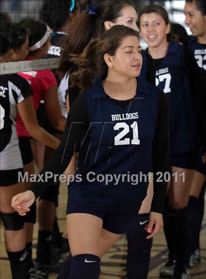 Thumbnail 1 in Northridge Academy vs. Elizabeth Learning Center (CIF LACS Small School Final) photogallery.