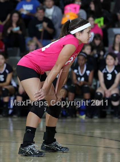 Thumbnail 3 in Northridge Academy vs. Elizabeth Learning Center (CIF LACS Small School Final) photogallery.