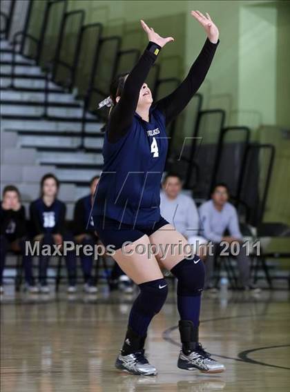 Thumbnail 1 in Northridge Academy vs. Elizabeth Learning Center (CIF LACS Small School Final) photogallery.