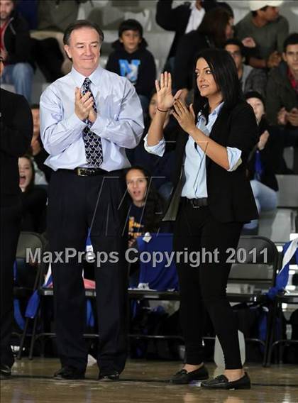 Thumbnail 1 in Northridge Academy vs. Elizabeth Learning Center (CIF LACS Small School Final) photogallery.
