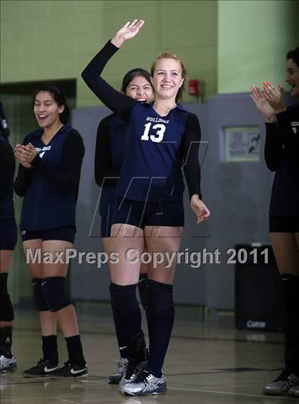 Thumbnail 3 in Northridge Academy vs. Elizabeth Learning Center (CIF LACS Small School Final) photogallery.