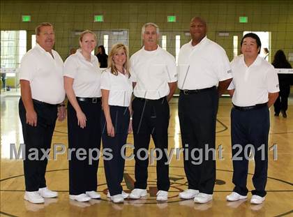 Thumbnail 1 in Northridge Academy vs. Elizabeth Learning Center (CIF LACS Small School Final) photogallery.