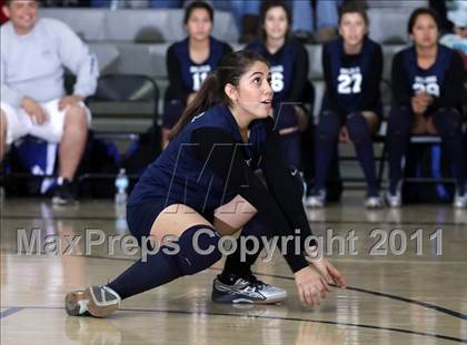 Thumbnail 1 in Northridge Academy vs. Elizabeth Learning Center (CIF LACS Small School Final) photogallery.