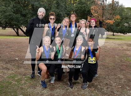 Thumbnail 2 in CIF State Cross Country Championships (Girls Awards) photogallery.