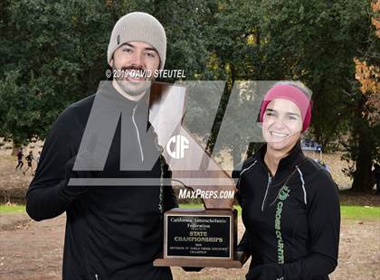 Thumbnail 2 in CIF State Cross Country Championships (Girls Awards) photogallery.