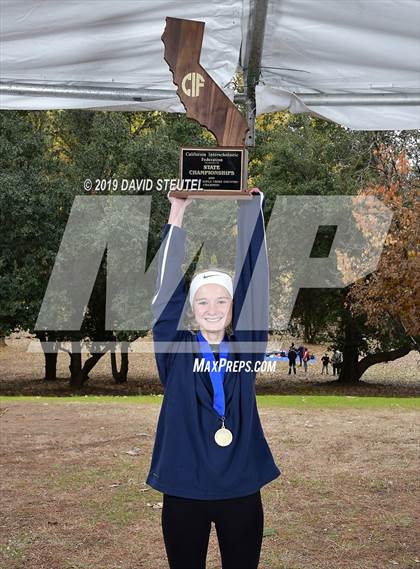 Thumbnail 1 in CIF State Cross Country Championships (Girls Awards) photogallery.