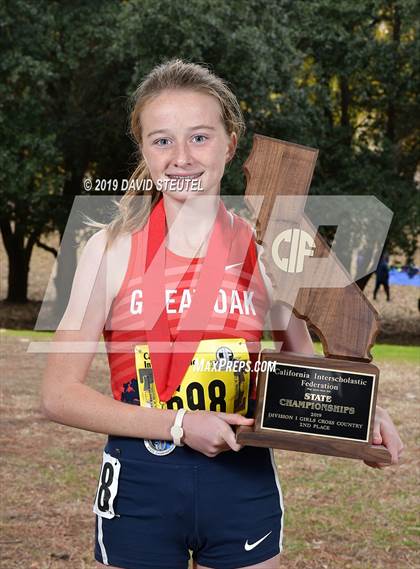 Thumbnail 1 in CIF State Cross Country Championships (Girls Awards) photogallery.