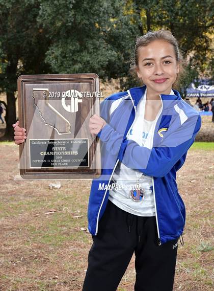 Thumbnail 1 in CIF State Cross Country Championships (Girls Awards) photogallery.