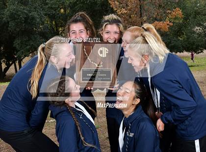 Thumbnail 2 in CIF State Cross Country Championships (Girls Awards) photogallery.