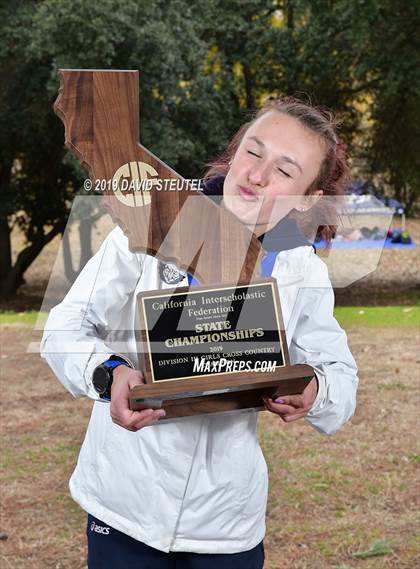 Thumbnail 1 in CIF State Cross Country Championships (Girls Awards) photogallery.