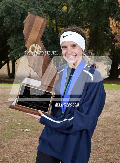 Thumbnail 2 in CIF State Cross Country Championships (Girls Awards) photogallery.