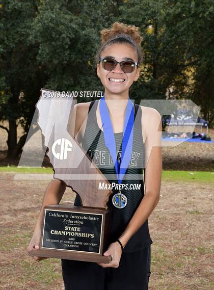 Thumbnail 3 in CIF State Cross Country Championships (Girls Awards) photogallery.