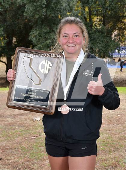 Thumbnail 2 in CIF State Cross Country Championships (Girls Awards) photogallery.