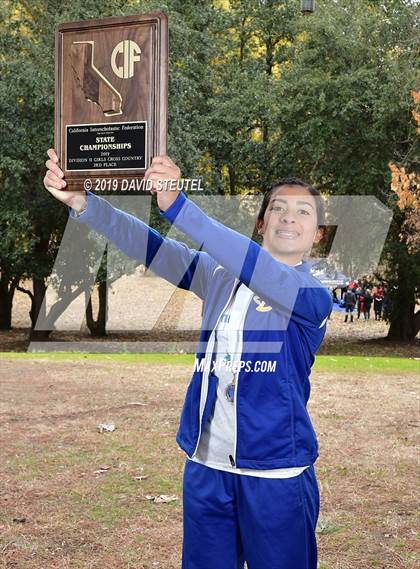 Thumbnail 3 in CIF State Cross Country Championships (Girls Awards) photogallery.