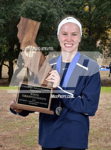 Thumbnail 3 in CIF State Cross Country Championships (Girls Awards) photogallery.