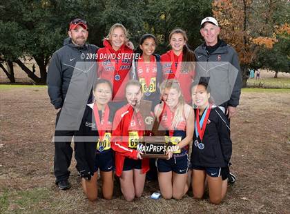 Thumbnail 2 in CIF State Cross Country Championships (Girls Awards) photogallery.