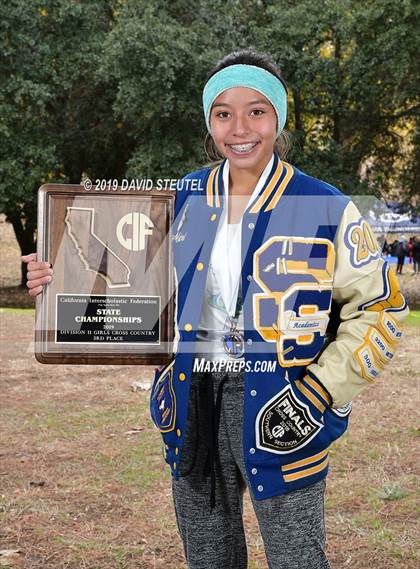 Thumbnail 3 in CIF State Cross Country Championships (Girls Awards) photogallery.