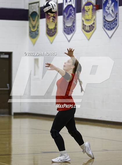Thumbnail 1 in  Huntington North @ Leo photogallery.