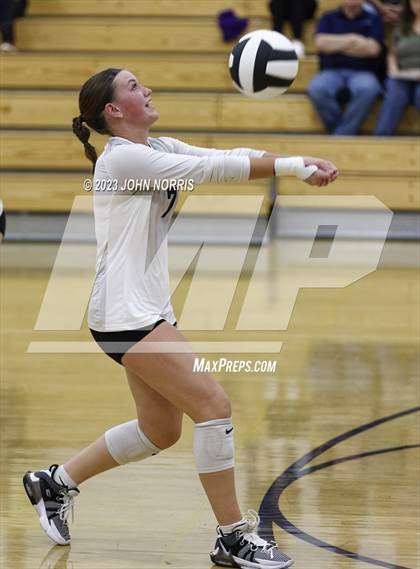 Thumbnail 2 in  Huntington North @ Leo photogallery.