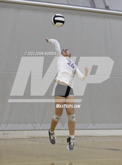 Thumbnail 1 in  Huntington North @ Leo photogallery.