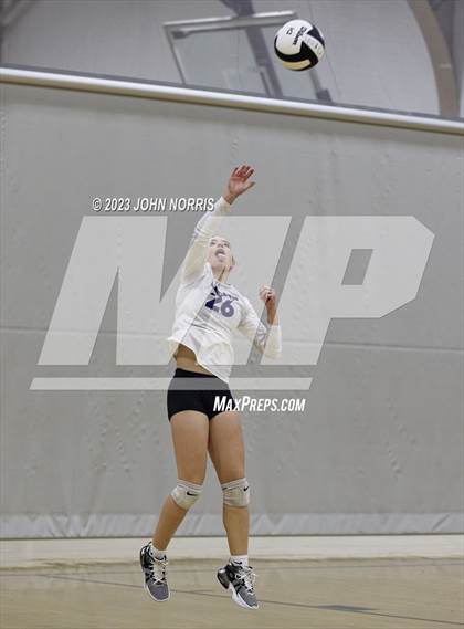 Thumbnail 2 in  Huntington North @ Leo photogallery.