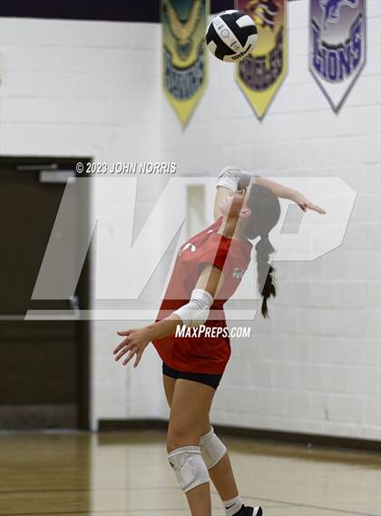 Thumbnail 3 in  Huntington North @ Leo photogallery.