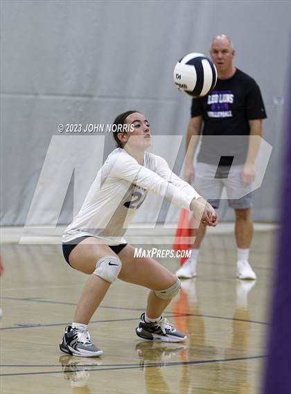 Thumbnail 1 in  Huntington North @ Leo photogallery.