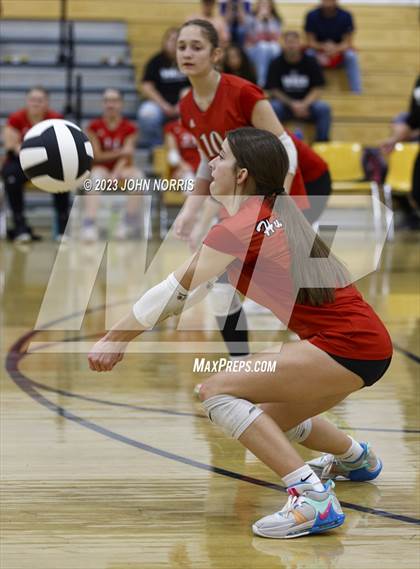 Thumbnail 3 in  Huntington North @ Leo photogallery.