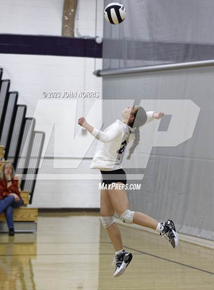 Thumbnail 1 in  Huntington North @ Leo photogallery.
