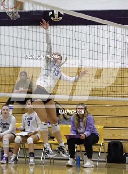 Thumbnail 2 in  Huntington North @ Leo photogallery.
