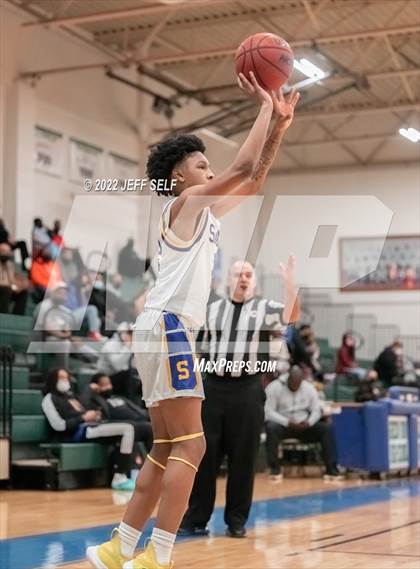Thumbnail 1 in Edison vs. Oscar Smith photogallery.