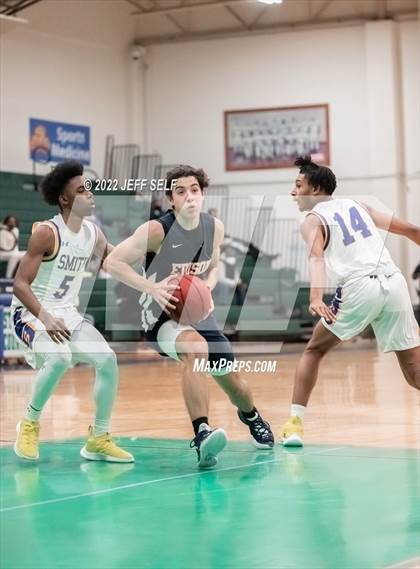 Thumbnail 3 in Edison vs. Oscar Smith photogallery.