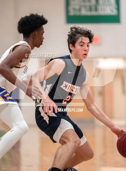 Thumbnail 2 in Edison vs. Oscar Smith photogallery.