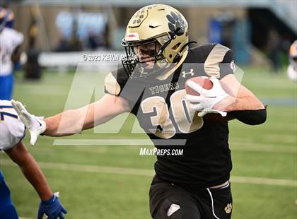 Thumbnail 2 in Rockville vs. Daniel Hand (CIAC Class M Final) photogallery.