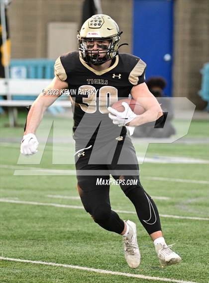 Thumbnail 1 in Rockville vs. Daniel Hand (CIAC Class M Final) photogallery.