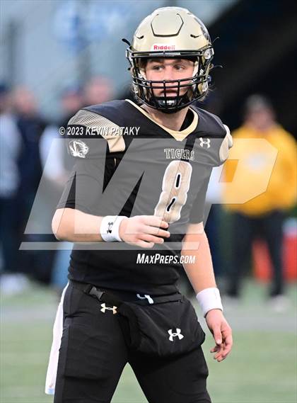 Thumbnail 1 in Rockville vs. Daniel Hand (CIAC Class M Final) photogallery.