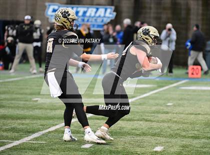 Thumbnail 2 in Rockville vs. Daniel Hand (CIAC Class M Final) photogallery.