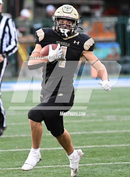 Thumbnail 2 in Rockville vs. Daniel Hand (CIAC Class M Final) photogallery.