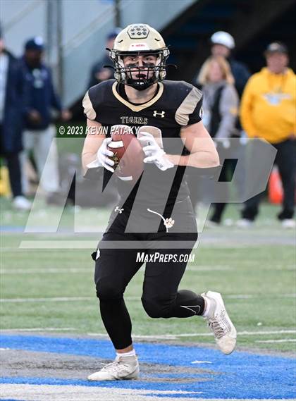 Thumbnail 1 in Rockville vs. Daniel Hand (CIAC Class M Final) photogallery.