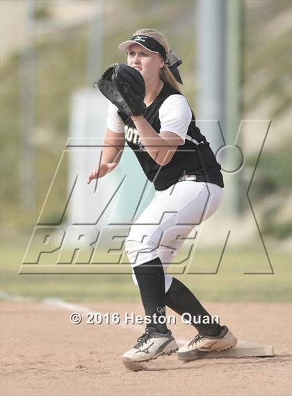 Thumbnail 3 in Foothill @ Brea Olinda photogallery.