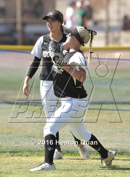 Thumbnail 2 in Foothill @ Brea Olinda photogallery.